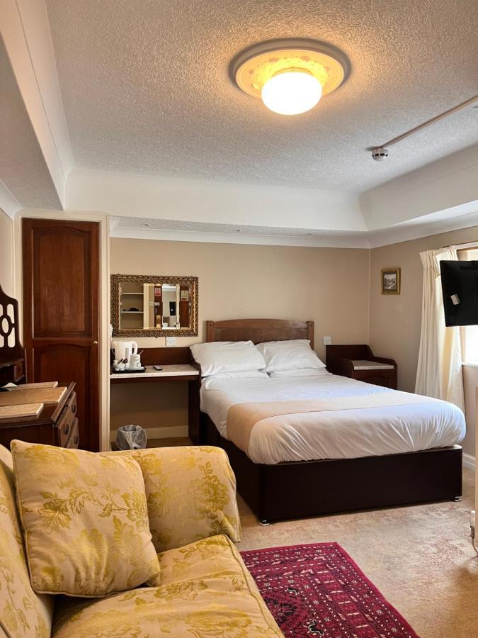 Rose Tor Hotel Llandudno Buitenkant foto